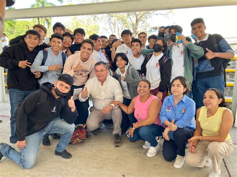 Alcalde Rafael Reyes Encabeza Reforestaci N Simult Nea En Planteles