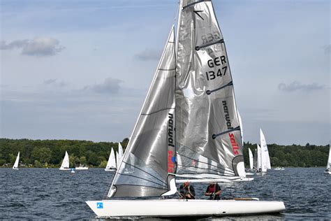 Meisterschaft der DYAS läuft Segler Club Gothia e V