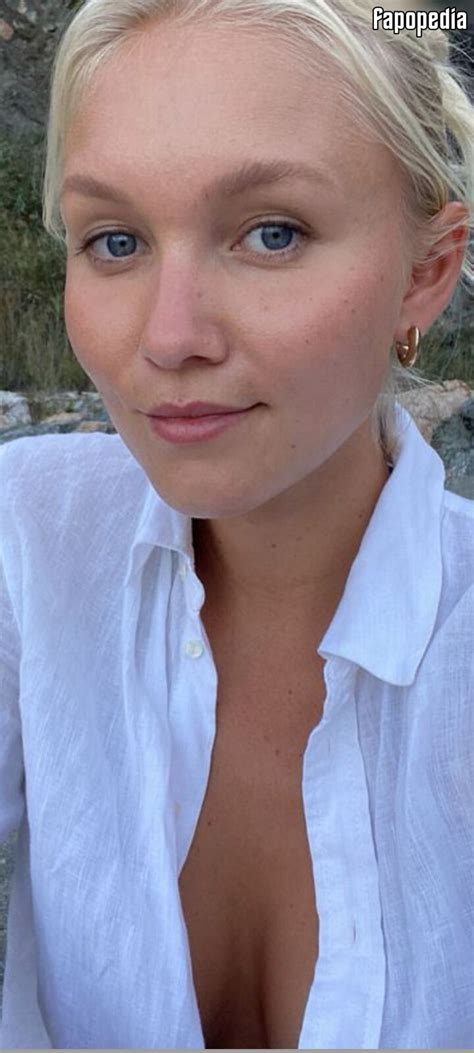 Chiara Schmitt Chiaracs Nude Leaks Photo Fapopedia