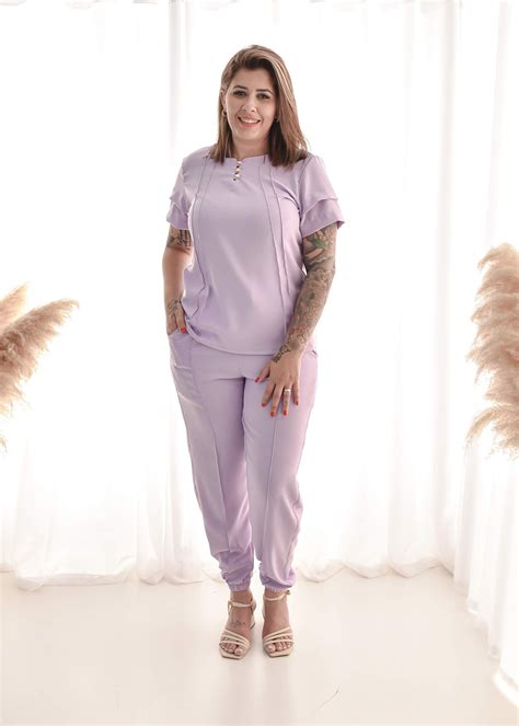 Pijama Cirúrgico Manga Curta Feminino em Crepe Moss Nervuras e