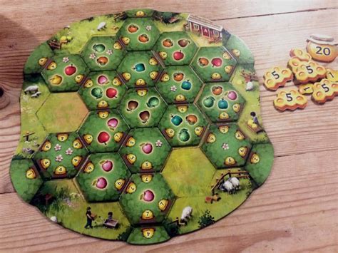 Applejack (Saturday Review) | Tabletop Games Blog | BoardGameGeek