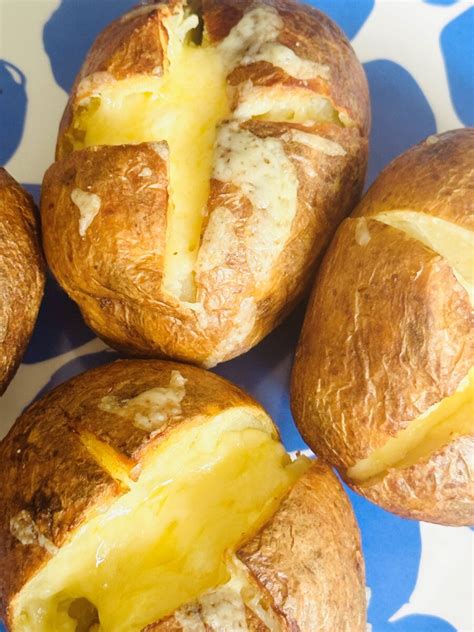 Frozen Jacket Potato In An Air Fryer Liana S Kitchen