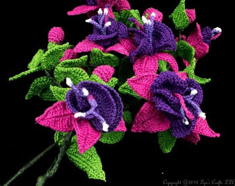 Fuchsia Flower Crochet Pattern | Lyns Crafts