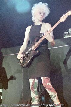 Aimee: Discover 25 ideas from "AIMEE MANN" 