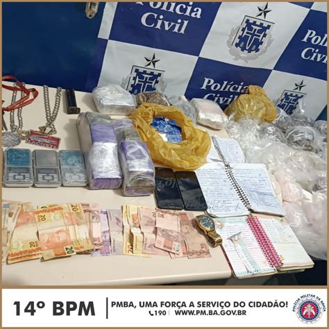 Nazaré Polícia apreende veículo roubado drogas e materiais ilícitos