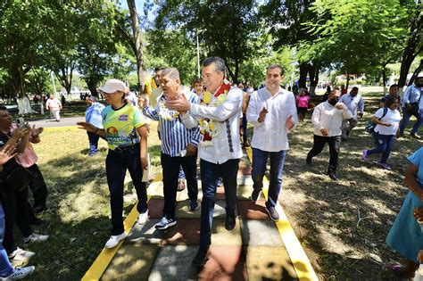 En Huixtla Rutilio Escand N Inaugura Unidad Deportiva Y Entrega