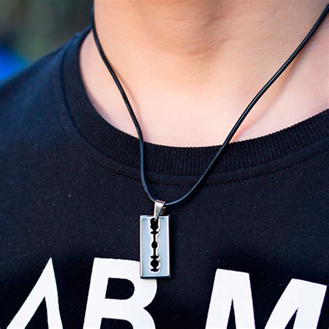Кулон Tungsten Steel Лезвие
