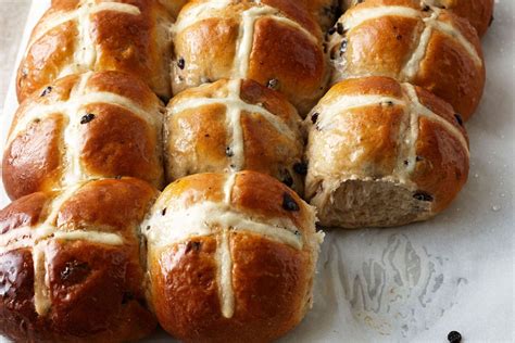 Hot Cross Buns Recipe