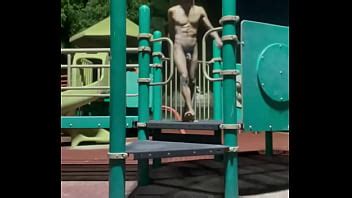 Vídeos hombre desnudo página XVIDEOS