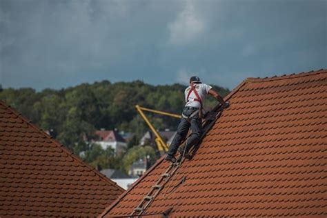 How To Repair A Leaking Asbestos Roof Construction How