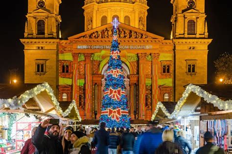 Képek Ma nyílik Budapest két legszebb karácsonyi vására Helló Magyar