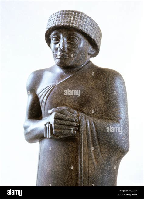 Gudea Príncipe de Lagash orando ca 2120 A C Diorita De Tello