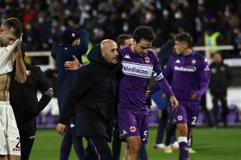 I Convocati Della Fiorentina Italiano Perde Un Centrocampista Ikone