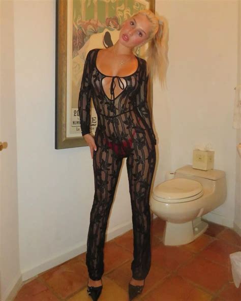 Tight Enough Nudes TightsAndTightClothes NUDE PICS ORG