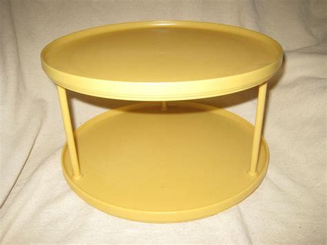 Rubbermaid 2 Tier Lazy Susan Round Turntable 10 12 Yellowgold