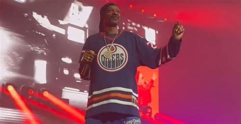 Snoop Dogg Guarantees Game 6 Win While Rocking Oilers Threads Sports