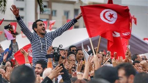 Tunisie 10 Ans Après La Révolution Une Société En Métamorphose