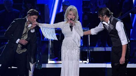 'God Only Knows': Dolly Parton Teams with For King & Country, Zach Williams at CMA Awards | CBN News