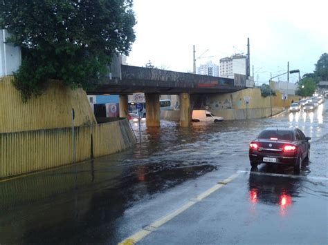 Chuva Provoca Pontos De Alagamento Em Canoas E Porto Alegre Rio