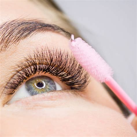 how to clean lashify lashes