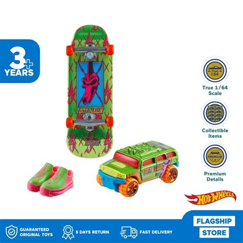 Jual Hot Wheels Skate Pink Green Metalic Finish With Car Mainan Fingerboard Shopee Indonesia