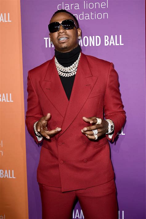 Moneybagg Yos Net Worth Revealed As Rapper Opens A New Restaurant