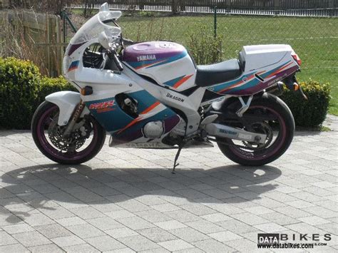 1994 Yamaha FZR 600 R - Moto.ZombDrive.COM