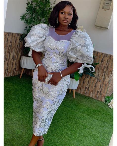 Latest And Best Asoebi Styles For Brocade Fabrics Ladeey