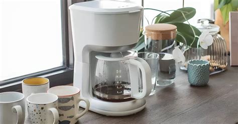 The Best Method For Cleaning A Coffee Machine Without Vinegar