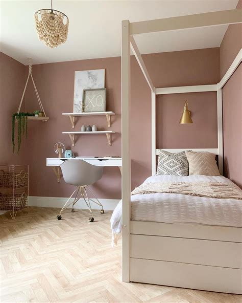 Pink Bedroom Wall