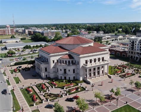 Tour of Downtown Carmel Indiana - Living In Indianapolis