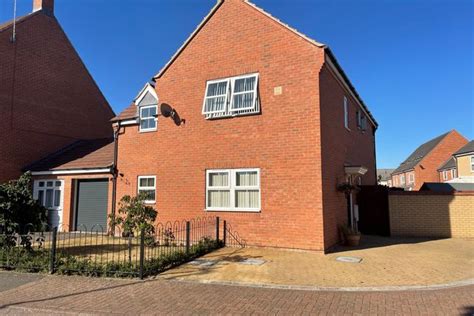 Shackleton Way Yaxley Peterborough Pe7 4 Bedroom Detached House For