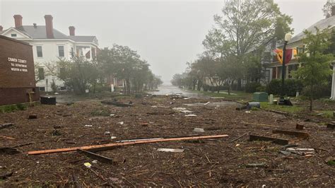 Hurricane Florence Leaves New Bern Nc Facing Widespread Power Outages