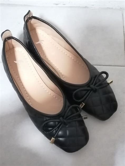 Women's Black Flats, Women's Fashion, Footwear, Flats on Carousell