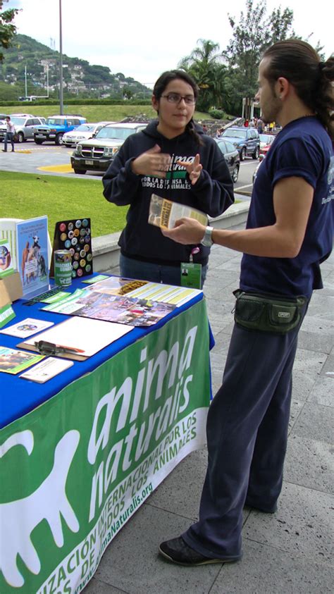 Stand De Animanaturalis Durante Tres D As En El Itesm Cuerna