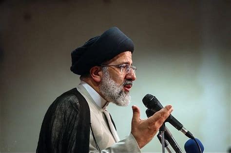 Presidente do Irã Ebrahim Raisi morre aos 63 anos em queda de helicóptero