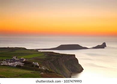 Rhossili Bay Worms Head Gower Peninsula Stock Photo 1037479993 ...