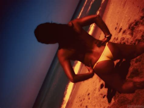 Bikini Model Stella Ray AI Enhanced Miami Topaz Enhance X Porn Pic