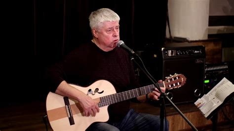 Леонид Сергеев - Сколько ж Вам исполнилось - YouTube Music