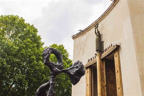 The 10 Best Art Museums in Paris, France