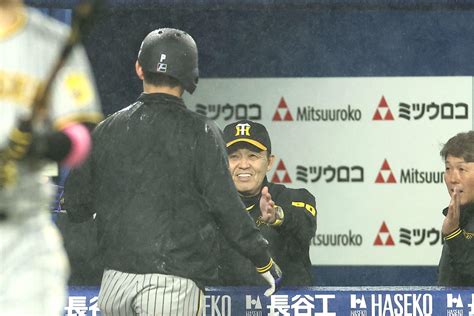 【阪神】ノイジー決勝押し出し四球に雄たけび「悪天候の中で勝ち越せてよかったよ」2安打2打点 プロ野球写真ニュース 日刊スポーツ