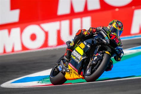 Motogp Bezzecchi Passes Bagnaia To Win Dutch Gp Sprint Race