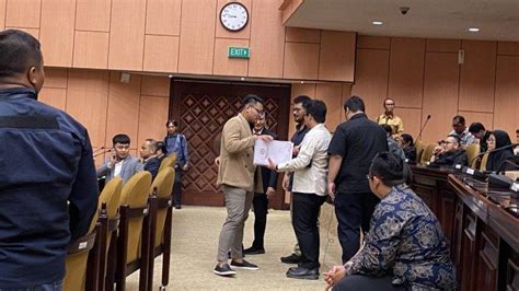 Kalahkan Fadel Muhammad Anak Menkumham RI Resmi Terpilih Jadi Pimpinan