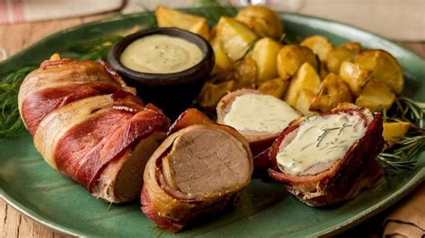 Filé Mignon Com Batatas Rústicas E Molho De Gorgonzola Receita Como