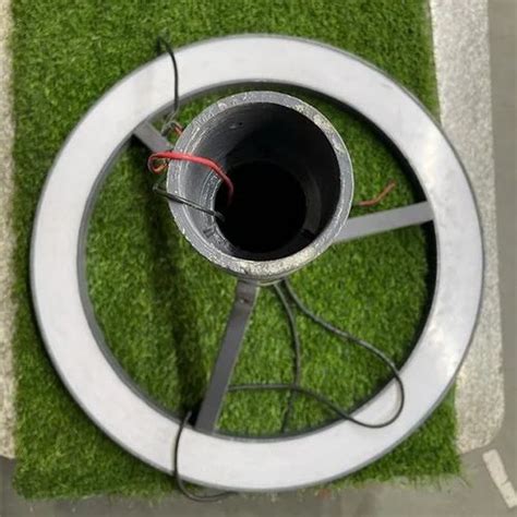 Mild Steel Round LED Street Pole Light, 9m at Rs 11500 in New Delhi ...