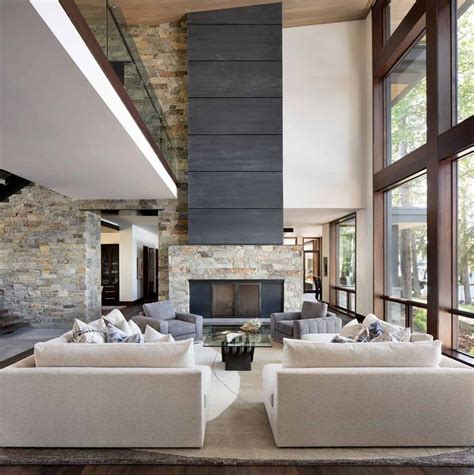 Inside an inviting lakefront home that communes with nature in Montana ...