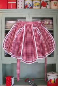 Retro Red Gingham Apron Old Fashioned Cobbler Apron Half Aprons