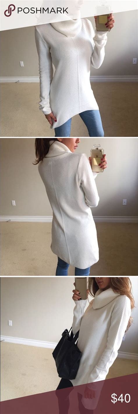 Size S M • Ivory Cowl Neck Sweater