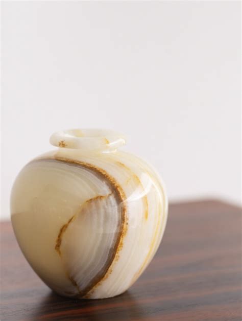 Cream Onyx Vase