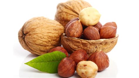 8 Health Benefits Of Hazelnuts